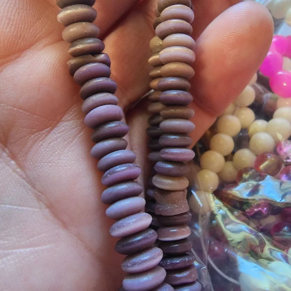 8 strands of beads for jewelry making and various crafts - Picture 9 of 9